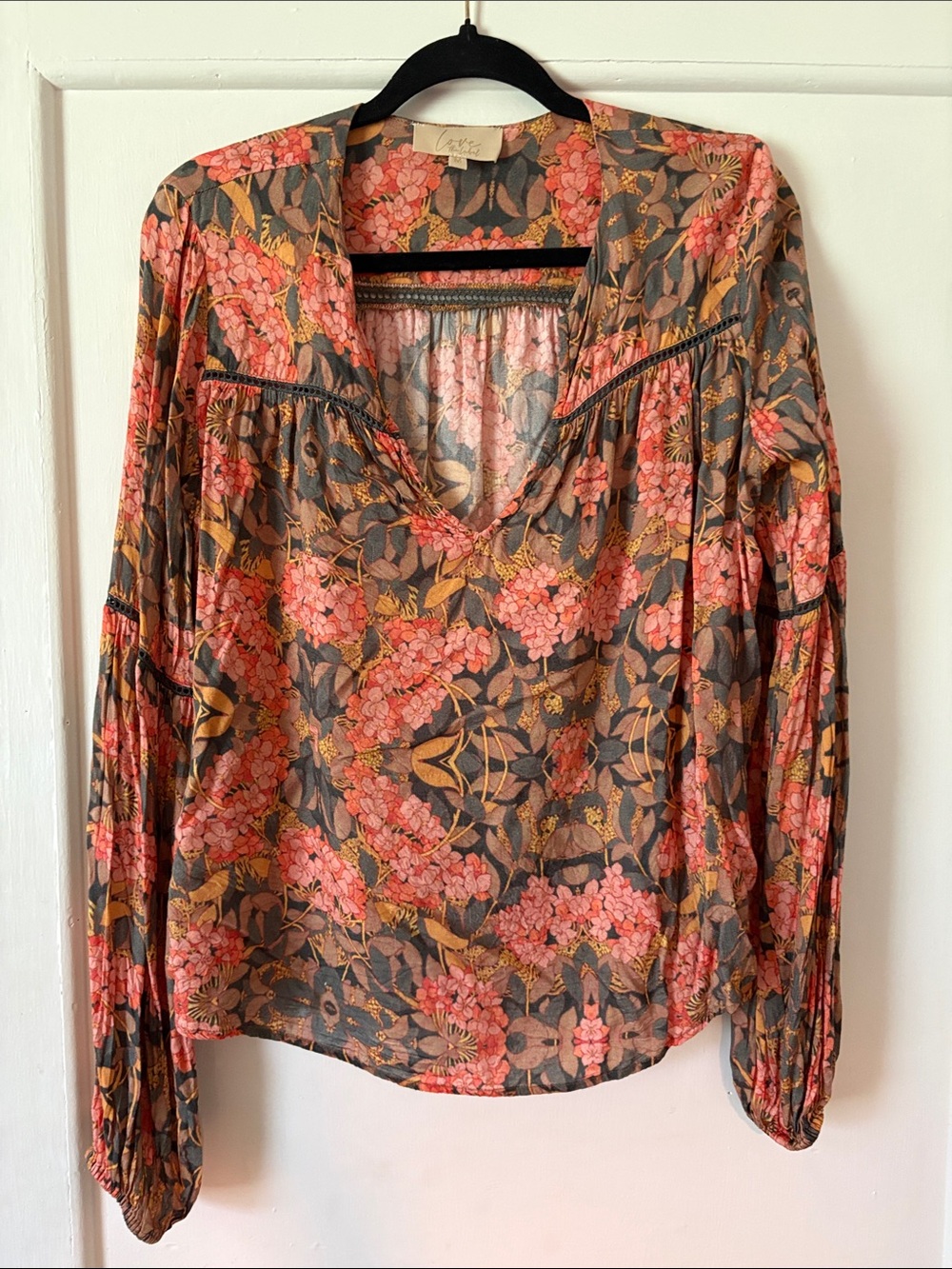 Love Sam Olive-Gray Floral V-Neck Blouse in Coral